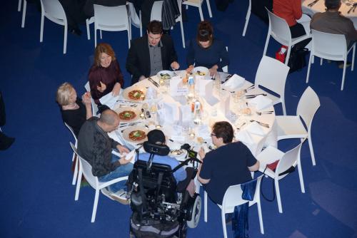 Host-dinner-symposium-101