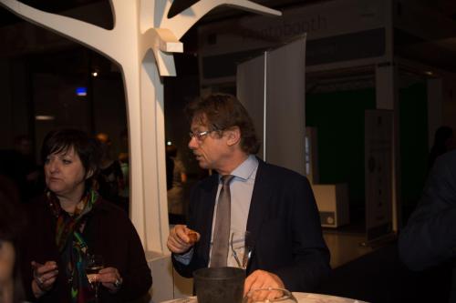 Host-dinner-symposium-142