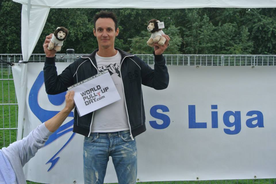 World-Pull-Up-Day-51